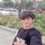 تصویر کاربر با کد 832120