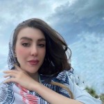 تصویر پروفایل مینا