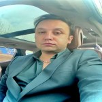 تصویر پروفایل مانی محسنی